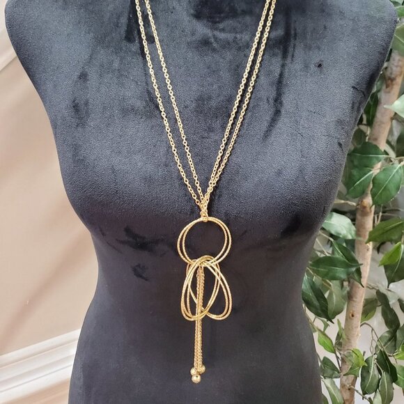 Women's Gold Tone Double Layer Geomatric Pattern Chain Necklace - Picture 1 of 7